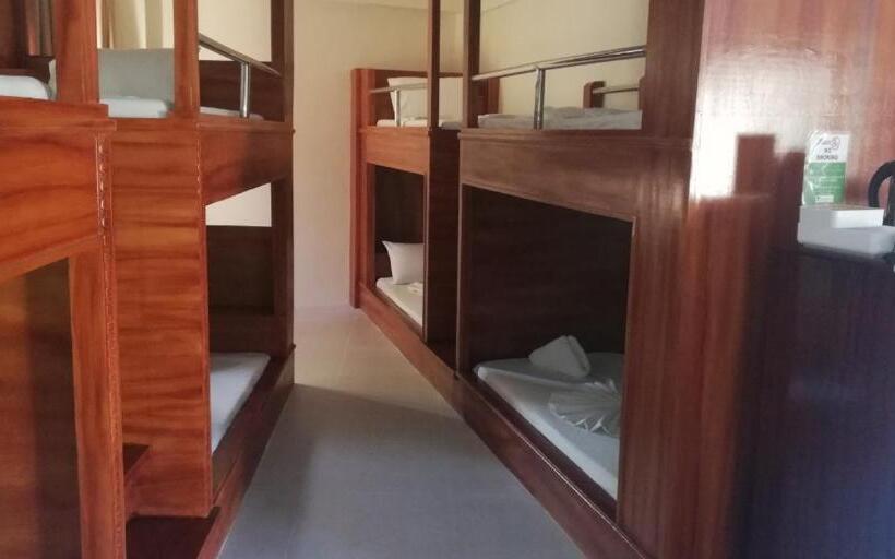 اتاق خانوادگی, Nirvana Resort Puerto Galera