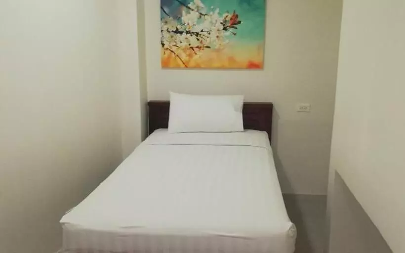 اتاق لوکس خانوادگی, Nirvana Resort Puerto Galera
