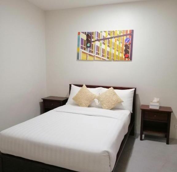 اتاق لوکس خانوادگی, Nirvana Resort Puerto Galera