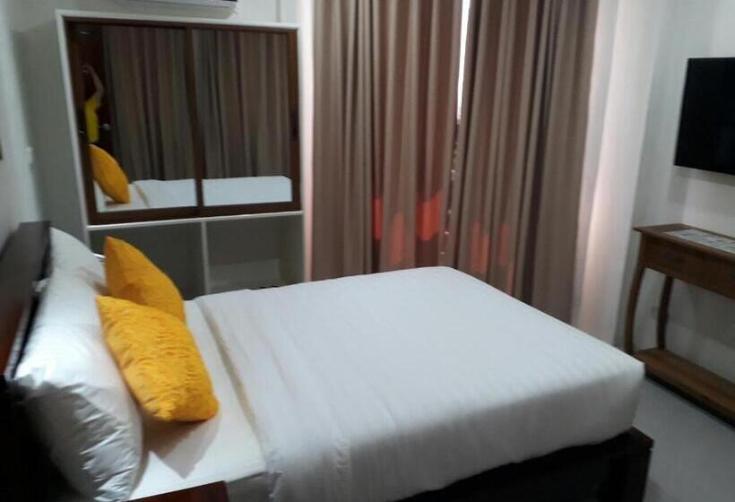 اتاق خانوادگی, Nirvana Resort Puerto Galera