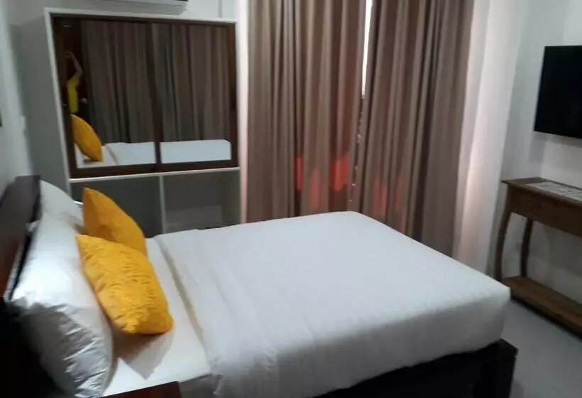 اتاق خانوادگی, Nirvana Resort Puerto Galera