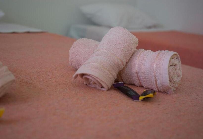 غرفة كلاسيكية رباعية, Caminito Del Iguazu