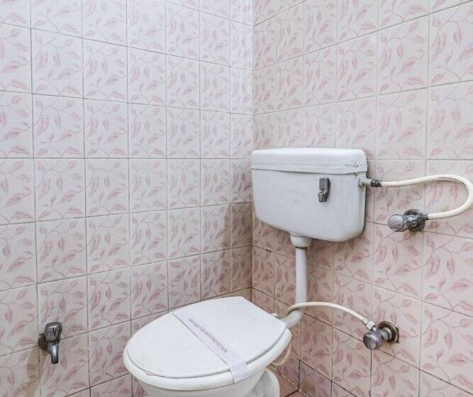 חדר סטנדרט, Siddharth