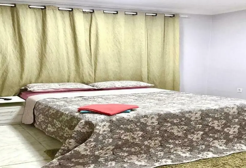 バス共有のスタンダードルーム, Residencial Manaus  Flores