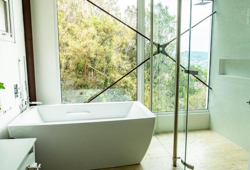 جناح ديلوكس, Sukha Resort