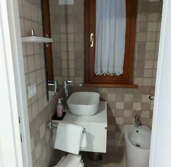 コンフォートトリプルルーム, B&b Ferro Di Cavallo
