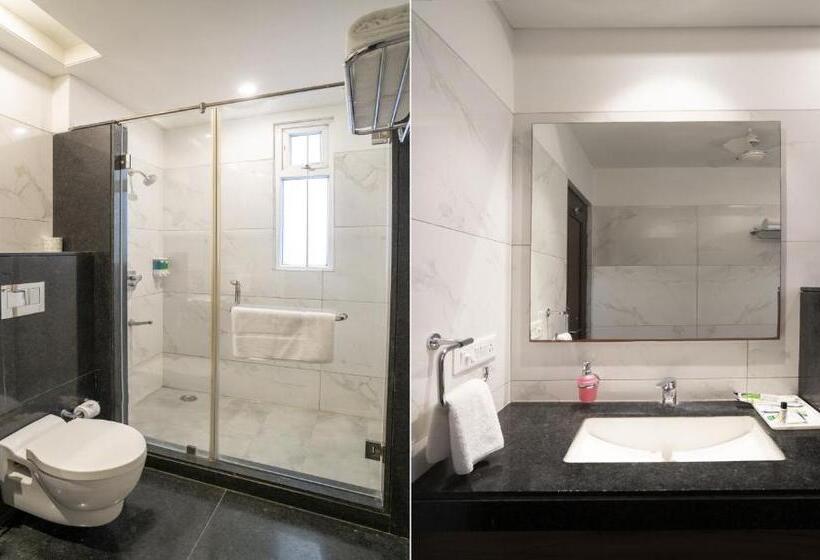 Quarto Deluxe, Treebo Premium Baramasi By Jai Club Prime