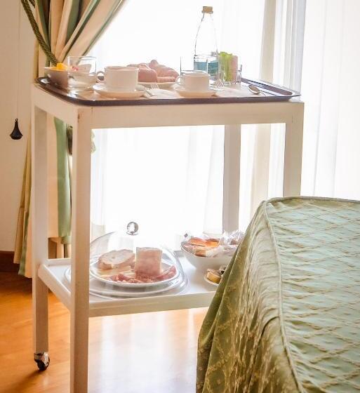 豪华海景房, Belvedere