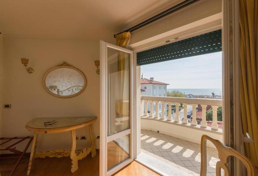 豪华海景房, Belvedere