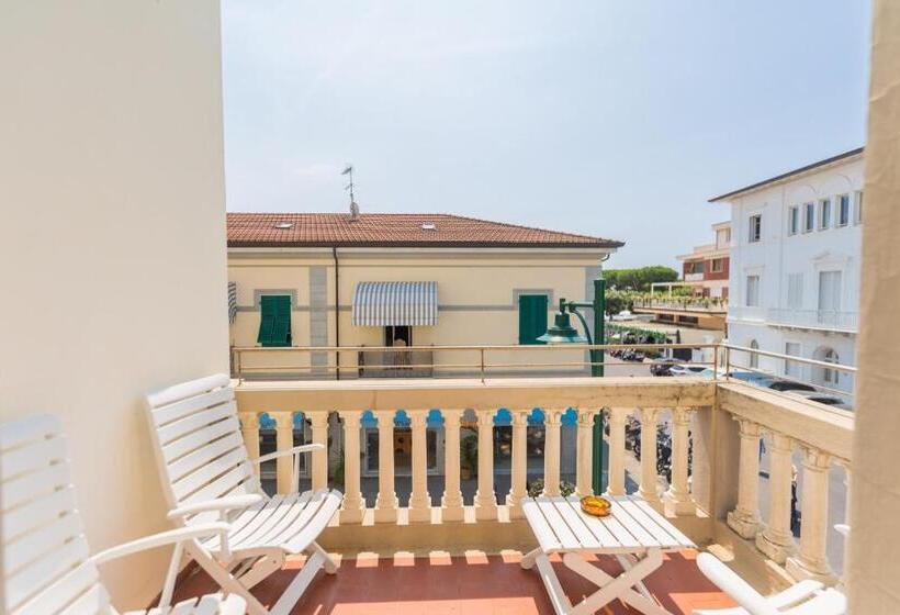 家庭间, Belvedere