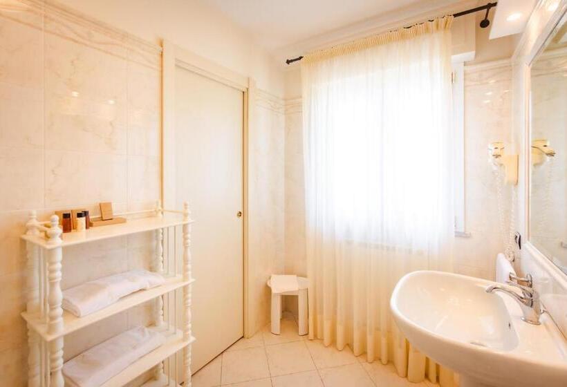 带大床的豪华间, Belvedere