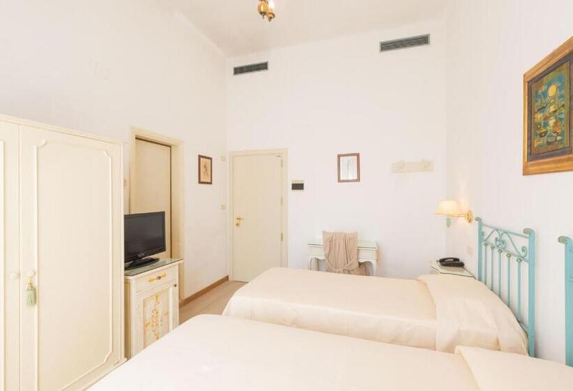 标准间, Belvedere