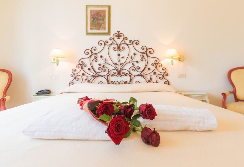 高级大房间, Belvedere