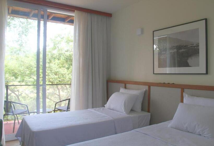 غرفة قياسية, Porto Do Ribeirão