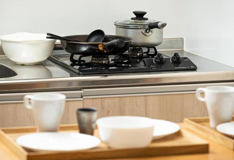 家庭间, Minn Shin Osaka