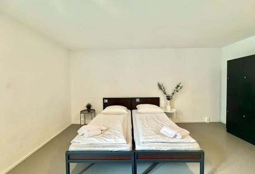 اتاق خانوادگی, AR City Hotel Berlin