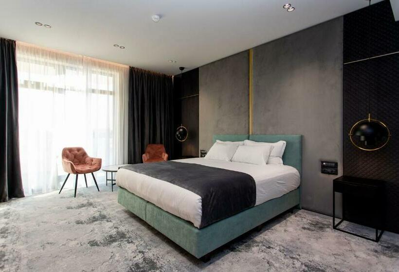 غرفة ديلوكس مزودة بشرفة, Vila Avy