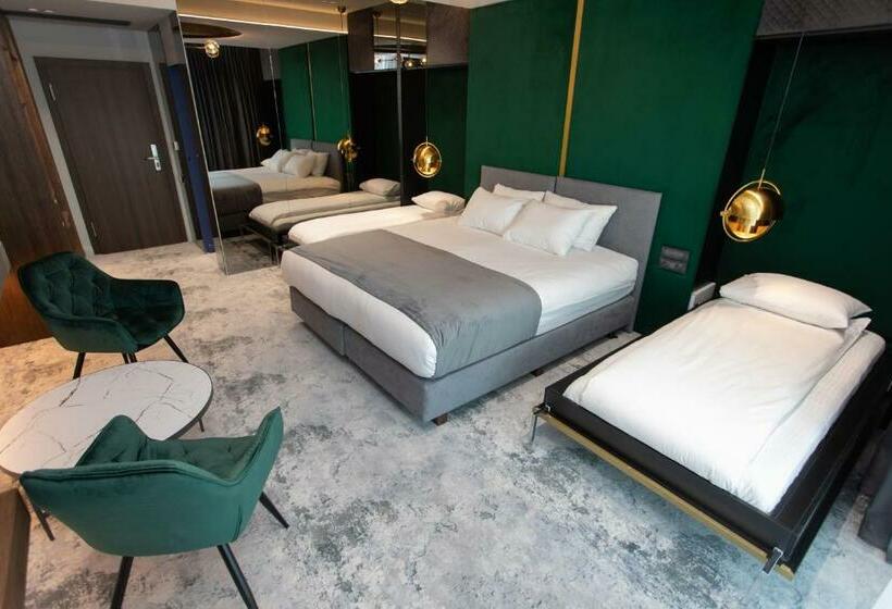 غرفة ديلوكس مزودة بشرفة, Vila Avy