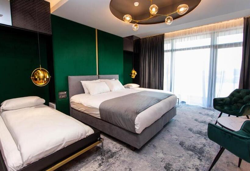 غرفة ديلوكس مزودة بشرفة, Vila Avy