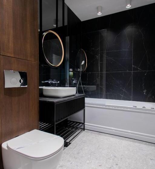 شقة غرفة واحدة ذات إطلالة, Vila Avy