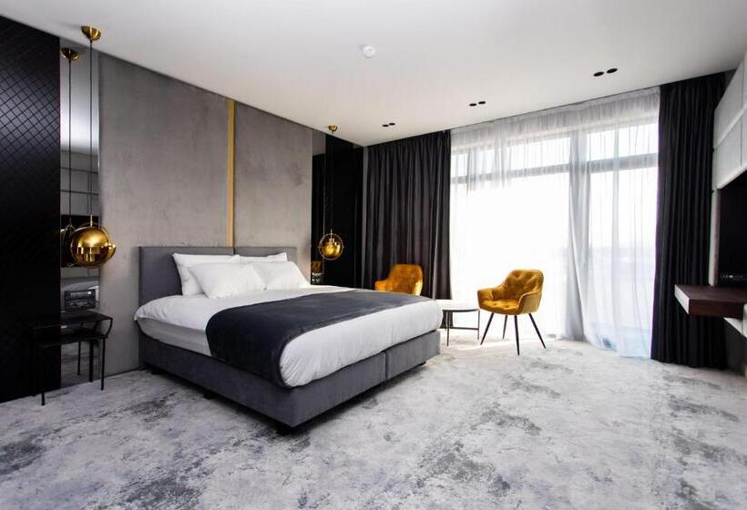 شقة غرفة واحدة ذات إطلالة, Vila Avy