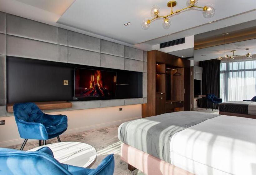 غرفة ديلوكس, Vila Avy