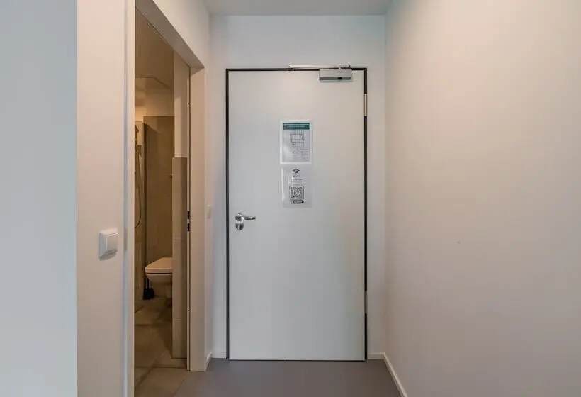اتاق استاندارد سه نفره, AR City Hotel Berlin