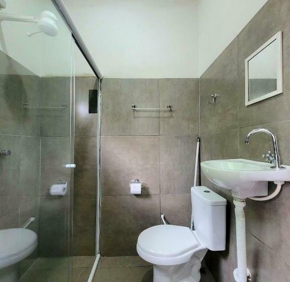 جناح مزوَّد بشرفة, Suíte 03 • Praia Das Pitangueiras