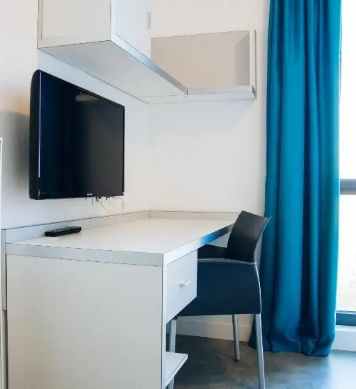 スーペリアスタジオ, Twenty Business Flats Lille Grand Stade