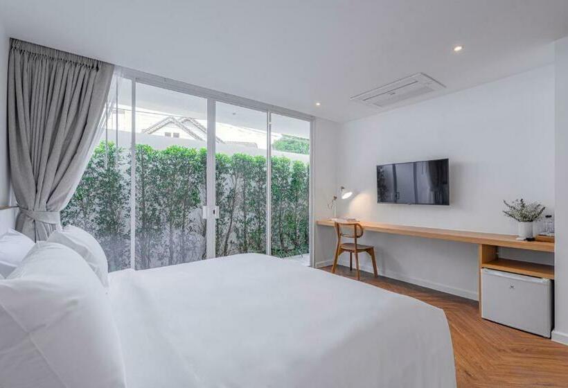 חדר משפחתי, Casa 33 Hatyai