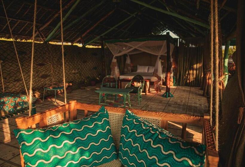 بانگلوی استاندارد با چشمانداز دریا, Kizingo Beach Eco Lodge