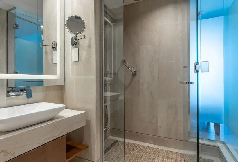 سوئیت مدیریتی 2 خوابه, Radisson Blu Hotel, Juba