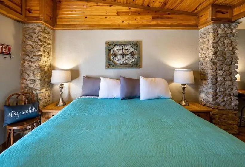 キングサイドベッドのスタンダードワンルーム, The Historic Leakey Inn