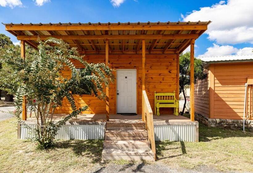 Стандартный Номер Кровать Кинг, The Historic Leakey Inn