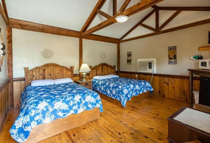 4인용 스탠다드 룸, The Historic Leakey Inn