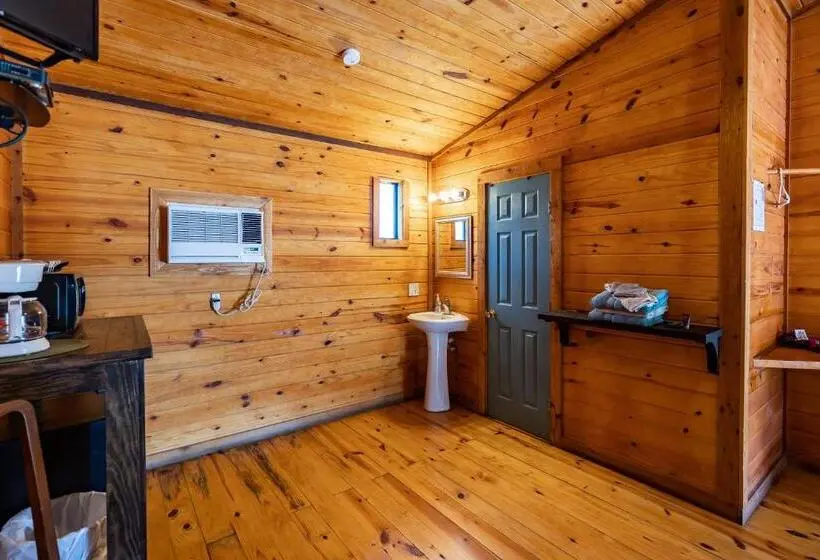 キングサイドベッドのスタンダードワンルーム, The Historic Leakey Inn