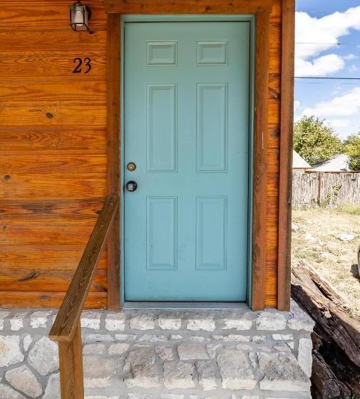 스탠다드 룸, The Historic Leakey Inn