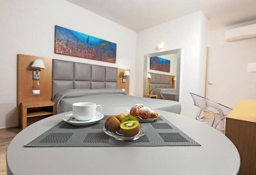 اتاق استاندارد, Capotesta Luxury Rooms