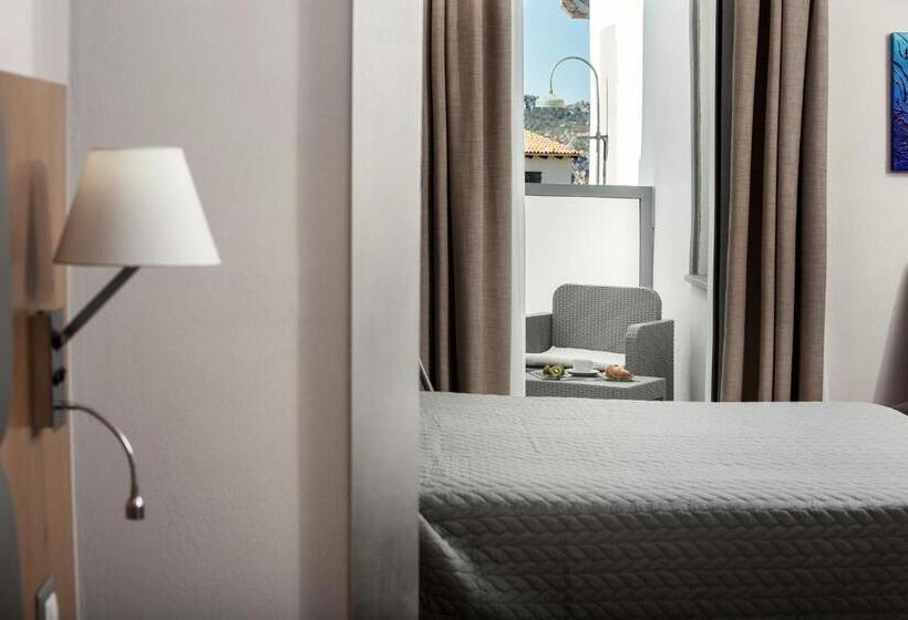 اتاق استاندارد با تخت بزرگ, Capotesta Luxury Rooms