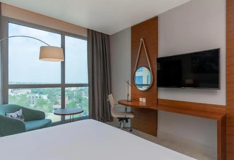 سوئیت مدیریتی 2 خوابه, Radisson Blu Hotel, Juba