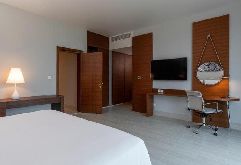 Suite Premium, Radisson Blu Hotel, Juba