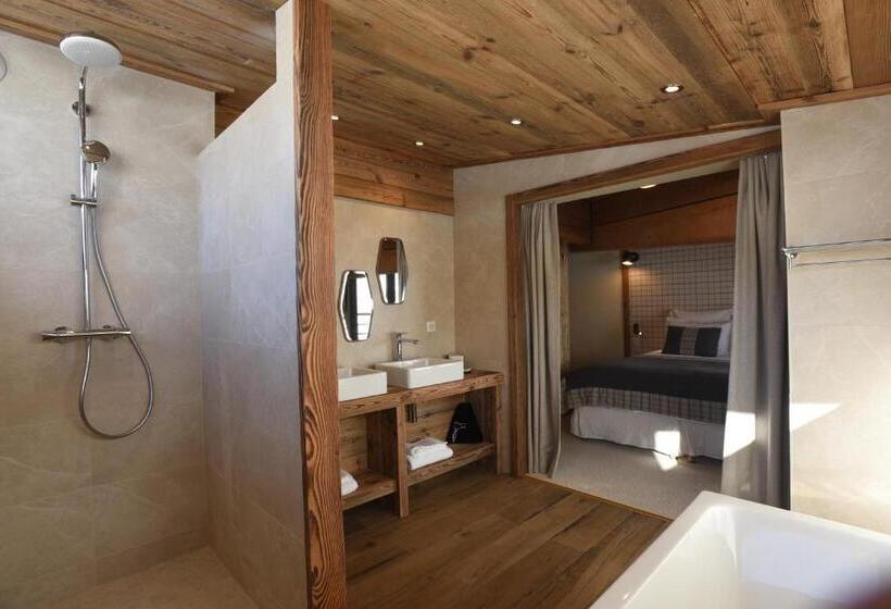 اتاق لوکس, La Toviere