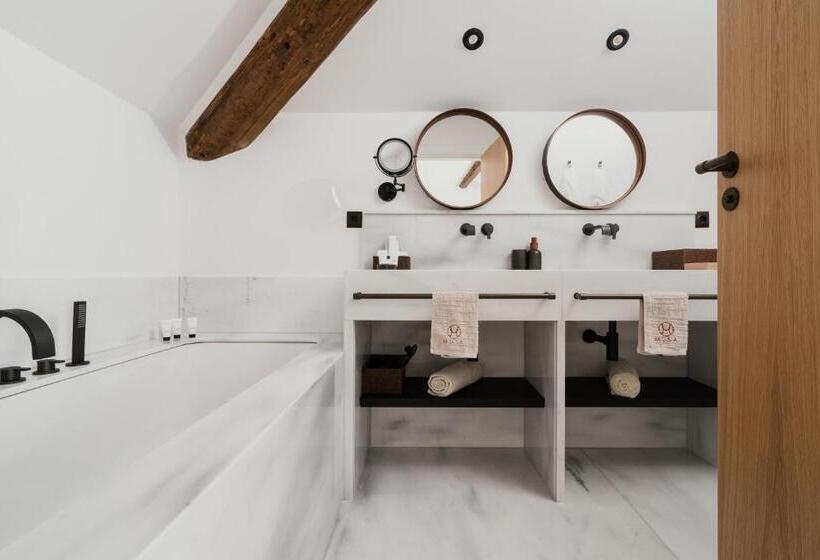 Suite with lake view, Musa Lago Di Como