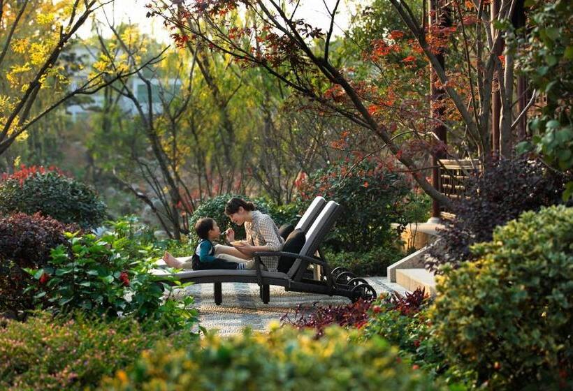 ビラホテル１ベッドルーム, Four Seasons Hotel Hangzhou At West Lake