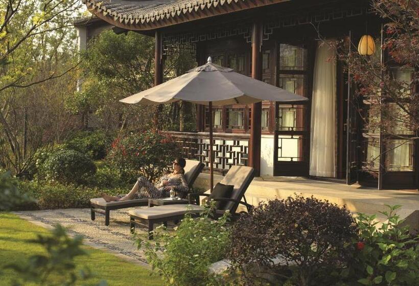 ビラホテル１ベッドルーム, Four Seasons Hotel Hangzhou At West Lake