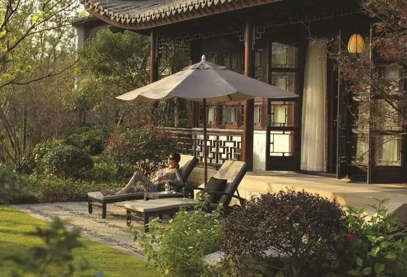 ビラホテル１ベッドルーム, Four Seasons Hotel Hangzhou At West Lake