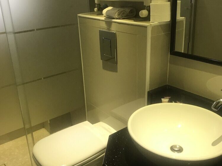 اتاق استاندارد, Gondola Hotel & Suites