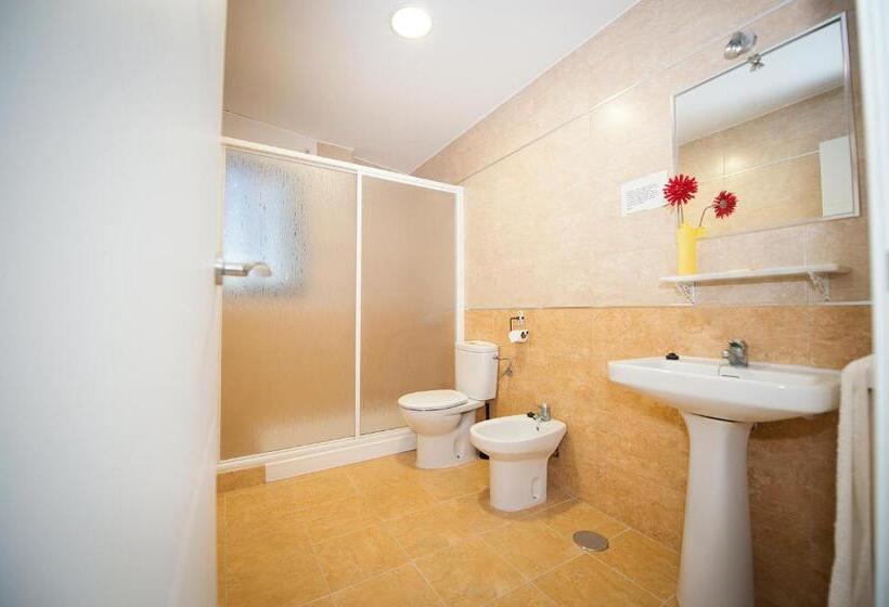 Habitació Estàndard, Hostal Avenida