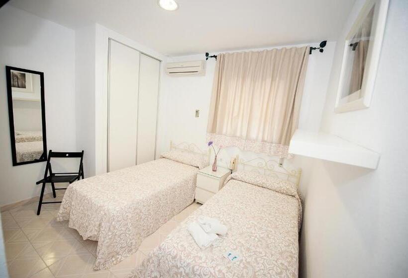 Habitació Estàndard, Hostal Avenida