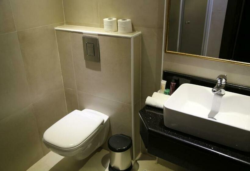 اتاق استاندارد یک نفره, Gondola Hotel & Suites